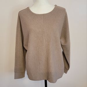 Philosophy beige quilted pullover size large